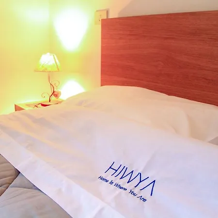 Hiwya - Is Where Are Daire *